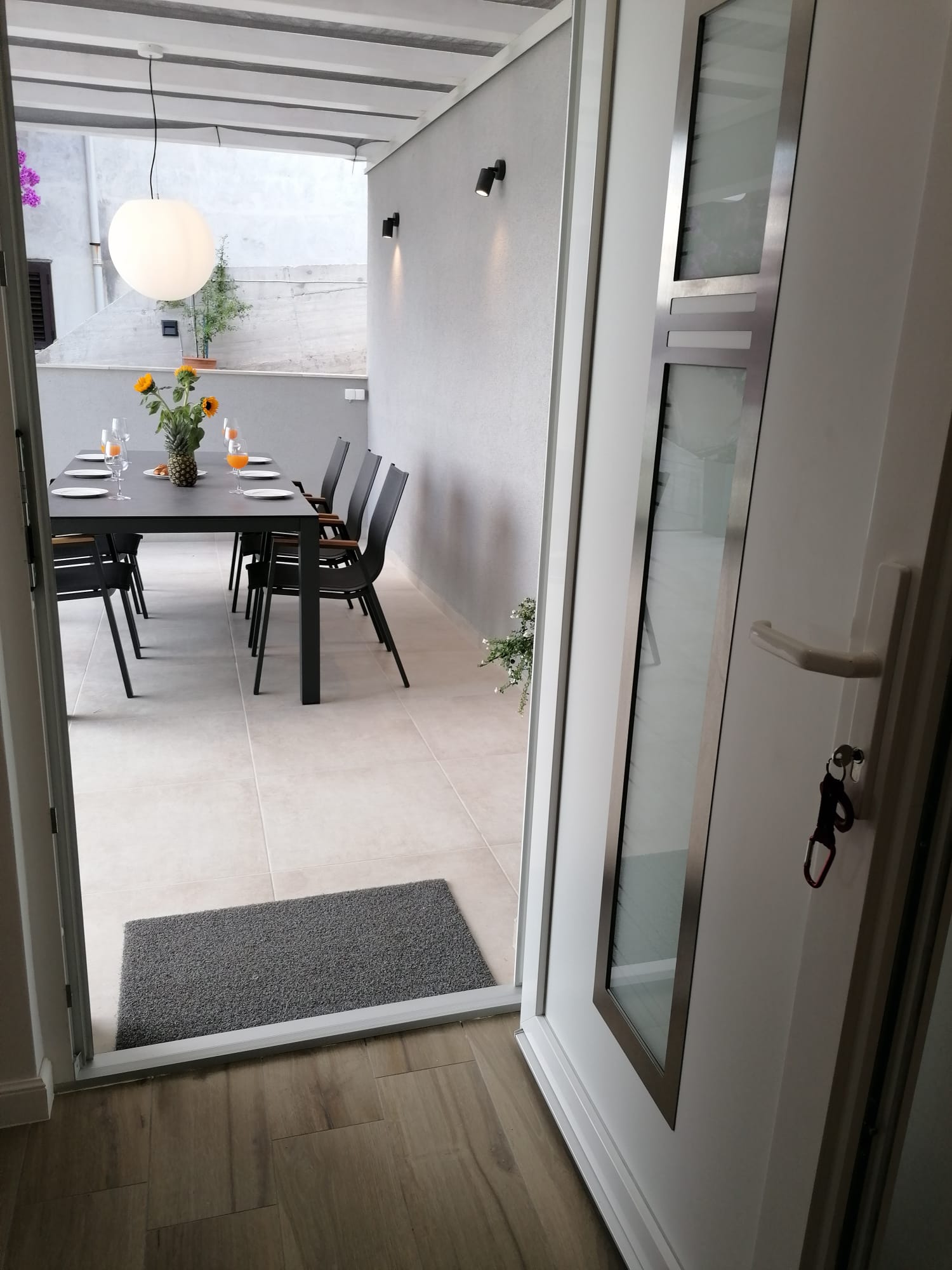 Terrace and sea view